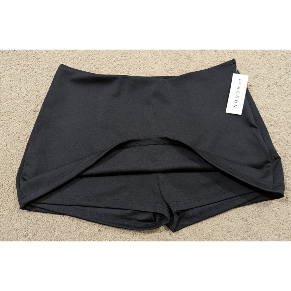 New L.A. Hearts sz M Skort or Skirt shorts underneath stretchy mini 1449 - Picture 2 of 6